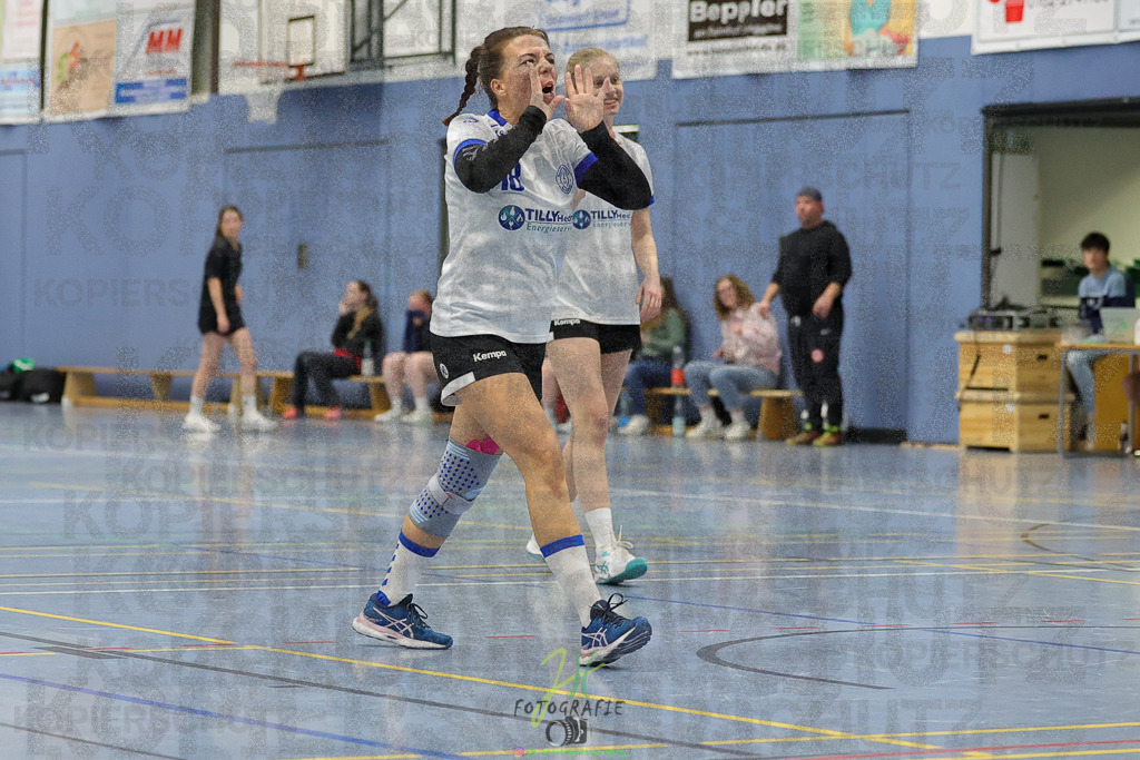 Frauen 2. Bezirksklasse, SG Rechtenbach - HSG Kleenheim/Langgöns III | Frauen 2. Bezirksklasse, SG Rechtenbach - HSG Kleenheim/Langgöns III am 16.11.2024 in Rechtenbach (Sporthalle Rechtenbach)Photo © 2024 - Jörg Heinrich - Realisiert mit Pictrs.com