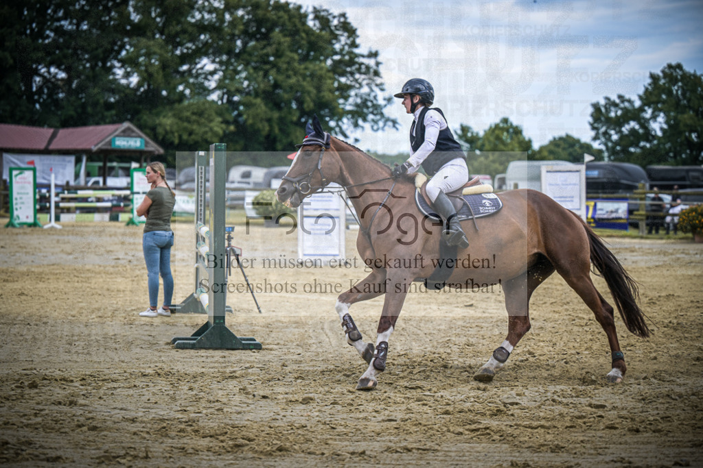 DOS_4880 | Entdecke hochwertige Reitturnierfotos von Foto Oger. Professionell, emotional und authentisch – jetzt Lieblingsmomente im Shop bestellen.Deutschlandweite Turnierfotografie. - Realisiert mit Pictrs.com