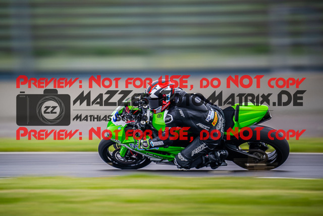 MaZZes_FotoMatrix_220508_91349 | Fotograf Mathias Schmid
Sportfotograf,
Eventfotograf,
Hochzeitsfotograf,
Portraitfotograf