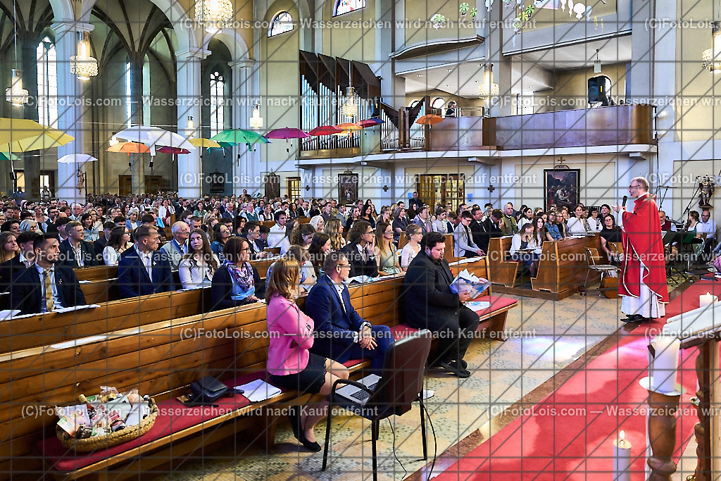 ALP0711_PfarrFirmung Wieselburg_Generalvikar Weiss_Peckerl | (C)FotoLois.com, Alois Spandl, Firmung in der Pfarrkirche Wieselburg mit Generalvikar Dr. Christoph Weiss, Dechant Pfarrer Daniel Kostrzycki und Monignore Franz Dammerer, Sa 15. Juni 2024.