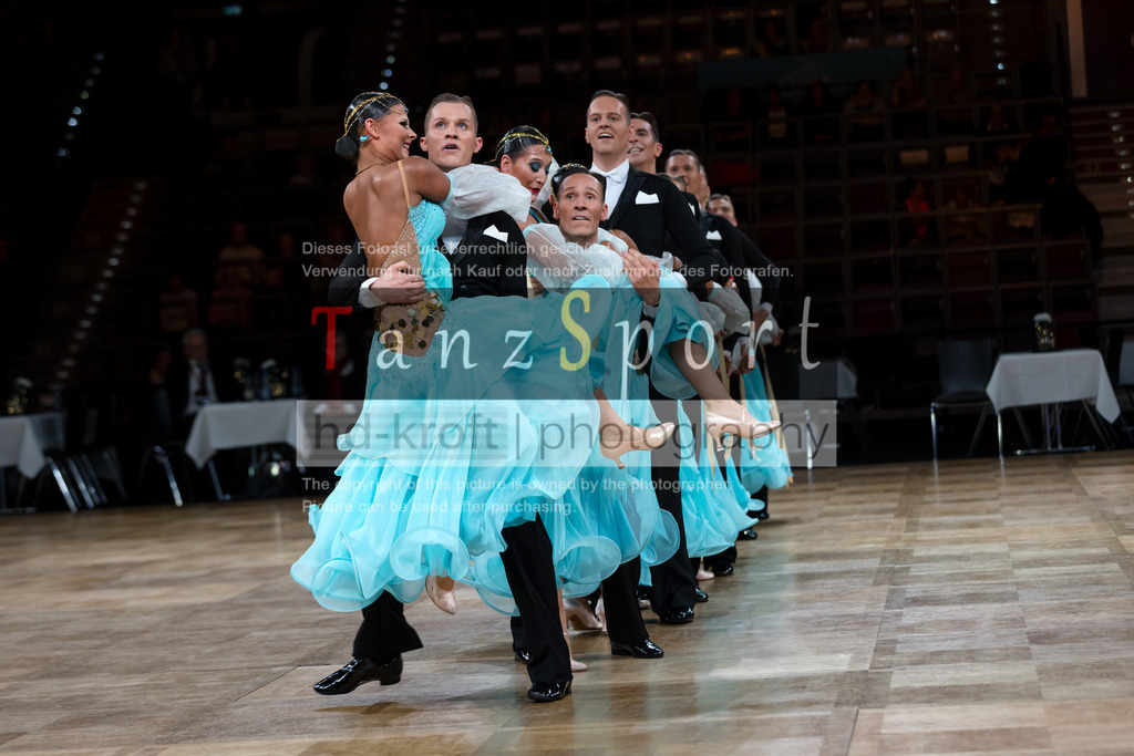 20241109_DM-Formationen_Vorrunde_2179 | Tanzsportbilder, Standardtanz, Lateintanz, WDSF, DTV, LTVB, dancecomp, goc, hessen tanzt, blaues band der spree, walzer, tango, wiener walzer, slowfox, quickstepp, samba, rumba, cha-cha-cha, paso doble. jive, hd-kroft photography, turniertanzsport