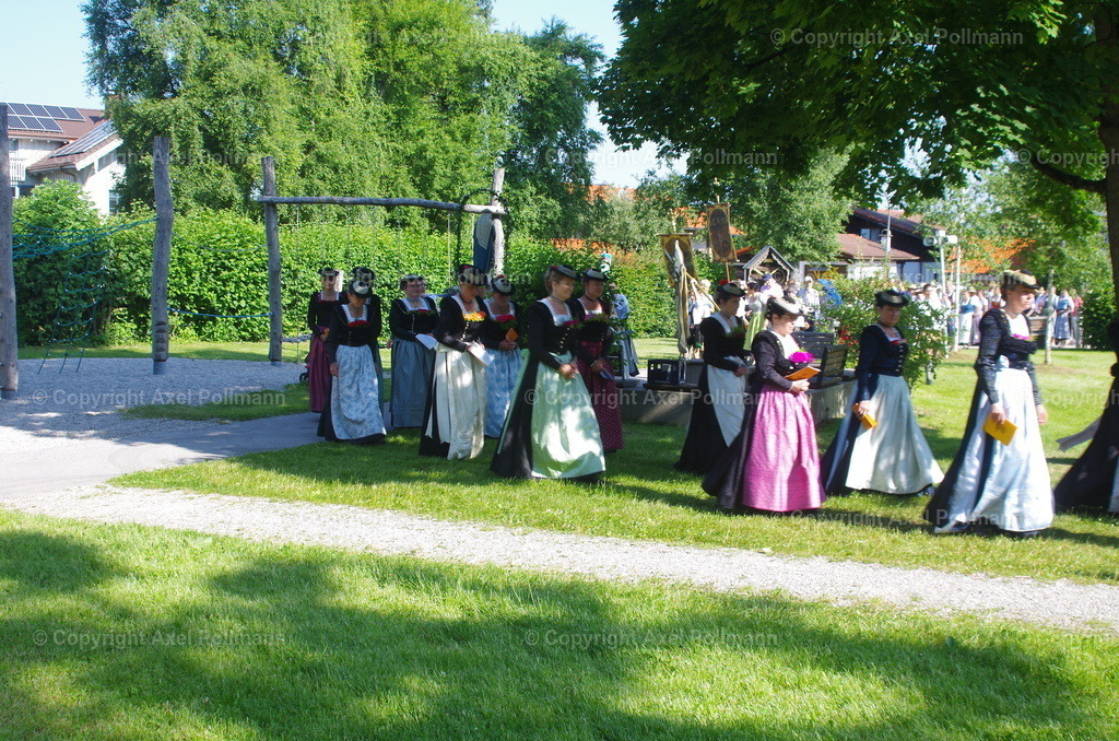 IMGP3071 | fotografiert von Axel PollmannLeonhardi Wallfahrt Benediktbeuern und Murnau, Fronleichnam, Fasching, Landschaft im Loisachtal und Benediktbeuern  - Realisiert mit Pictrs.com