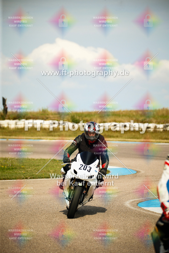 _MOT6252 | Hier findet Ihr Bilder von Touristenfahrten auf der Nürburgring Nordschleife oder von anderen Veranstaltungen die ich besucht habe. Viel Spass beim Durch Schauen 