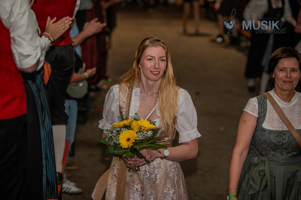 DSC_4441 | "Fussifoto.com – Ihr Ansprechpartner für hochwertige Fotografie! Entdecken Sie kreative Bilder und professionelle Dienstleistungen. Kontaktieren Sie uns für Ihre Projekte!"