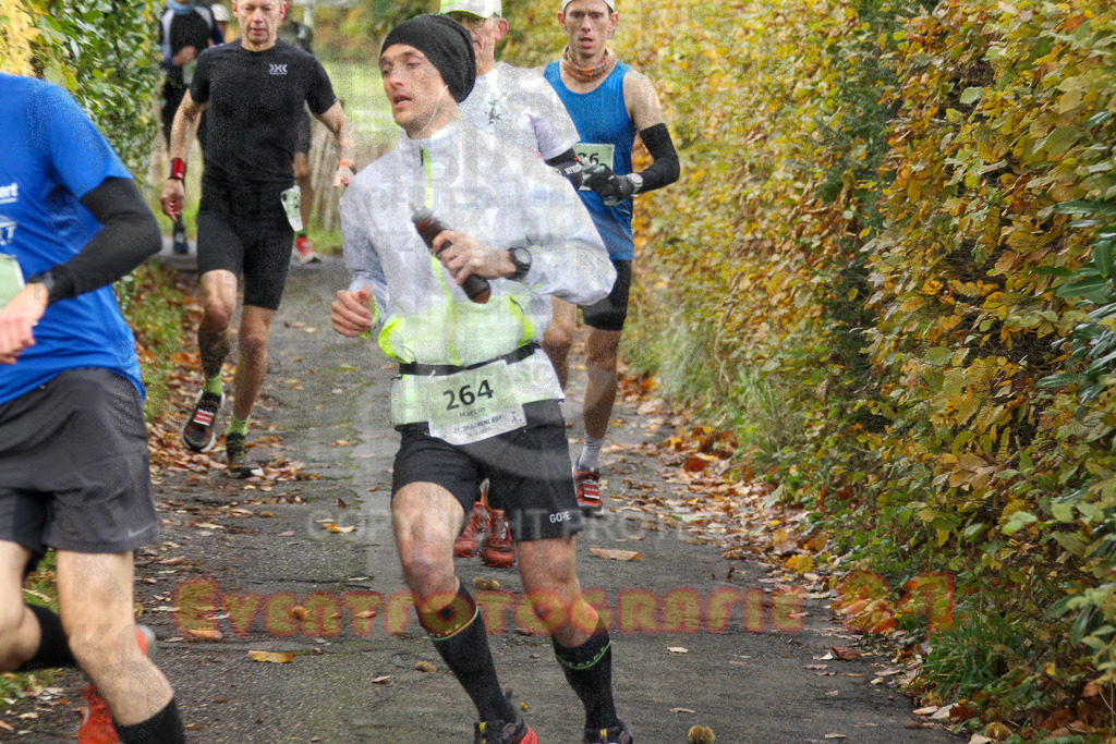 251026_1003_EV4_3886 | Sportfotografie im Rhein-Sieg Kreis, Köln, Bonn, NRW, Rheinland Pfalz, Hessen, etc. Unser Tätigkeitsfeld umfasst den Laufsport vom Volkslauf über den Marathon, Duathlon, Triathon bis zum Ultralauf wie Kölnpfad Ultra oder Schindertrail.