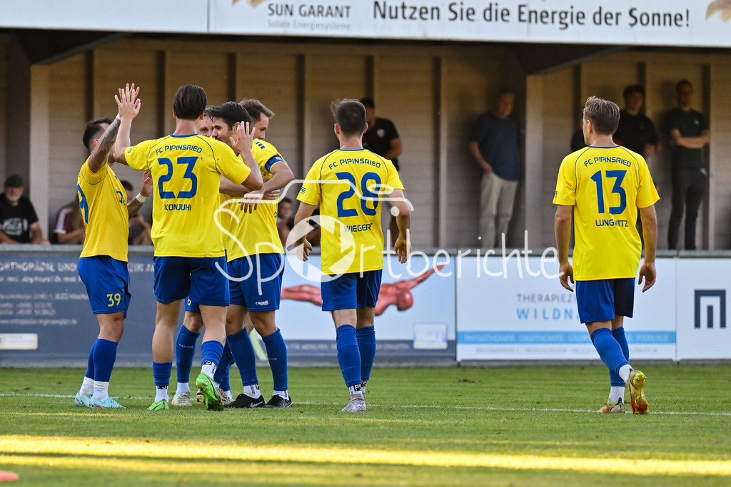 FC Ismaning - FC Pipinsried | Jubel nach 0-1 / Pipi 9