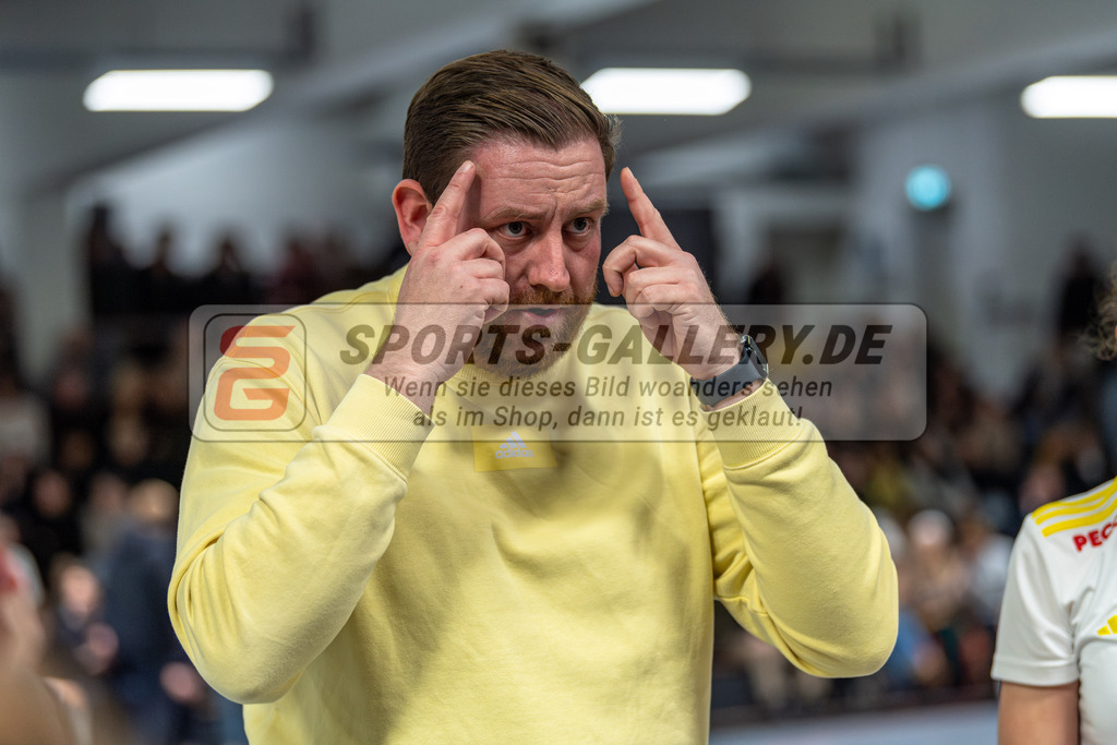 SM_2024-12-20-D85_-604 | 1.Bundesliga Hallenhockey  (W) DCADA - HTHC / 6:5 (3:3)