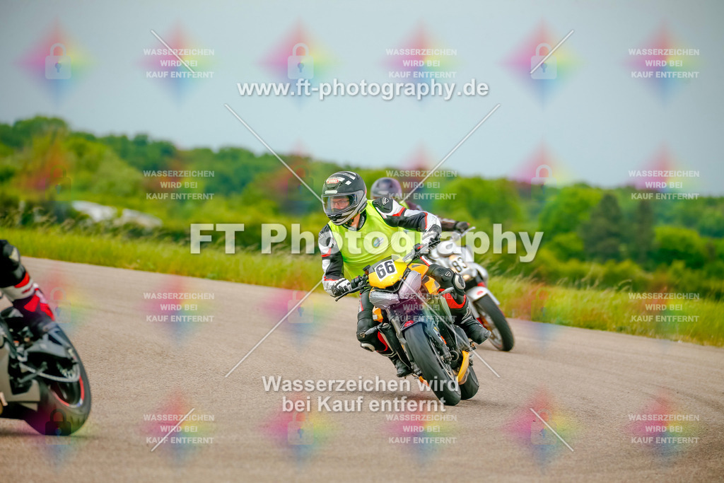 _MOT1711 | Hier findet Ihr Bilder von Touristenfahrten auf der Nürburgring Nordschleife oder von anderen Veranstaltungen die ich besucht habe. Viel Spass beim Durch Schauen 