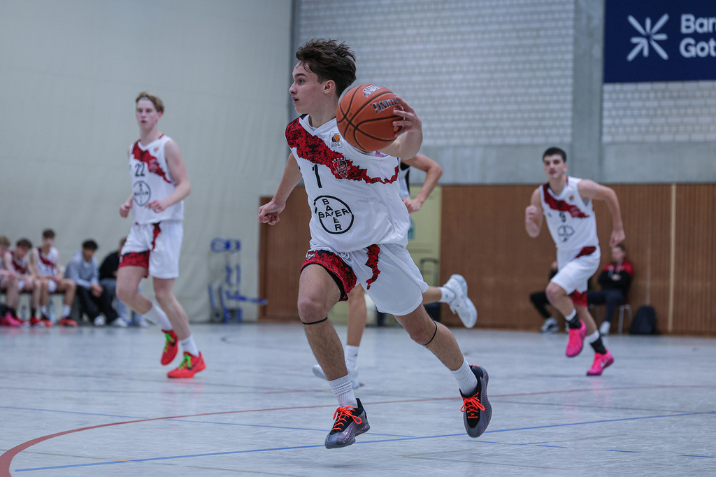 JBBL BAYER GIANTS vs Team BonnKöln RAG-100 | Fotos von Basketballspielen aus dem Raum NRW fotografiert von Gero Mueller-Laschet und Daniel Schaefer - Realisiert mit Pictrs.com