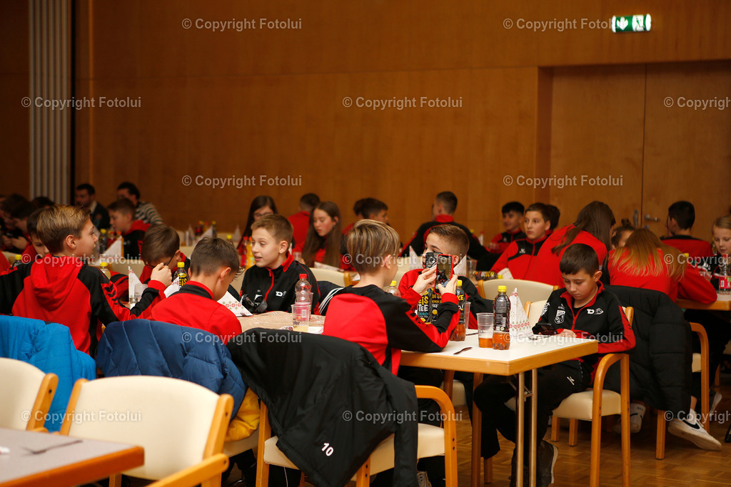 ASKOEOEDTWEIHNACHTSFEIERNACHWUCHS_34 | bilder, linz, photo, foto, fussball, sport, fotolui, bundesliga
