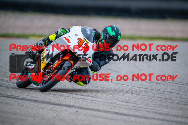 MaZZes_FotoMatrix_240503_6007705_8763 | KTM