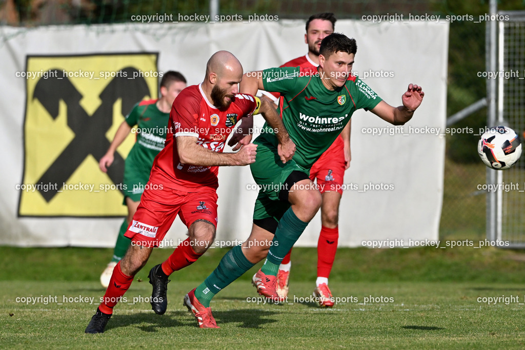 FC ASKÖ Gmünd vs. SV Rapid Lienz | #10 Dominik Müller Rapid Lienz, #13 Ivica Ban FC Gmünd, FC ASKÖ Gmünd vs. SV Rapid Lienz, FC ASKÖ Gmünd vs. SV Rapid Lienz am 09.11.2025 in Ferlach (Ballspielhalle Ferlach), Austria, (Photo by Bernd Stefan)
