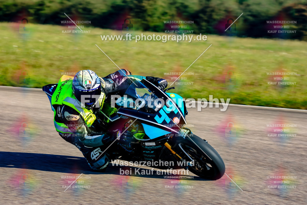 044-1563 | Hier findet Ihr Bilder von Touristenfahrten auf der Nürburgring Nordschleife oder von anderen Veranstaltungen die ich besucht habe. Viel Spass beim Durch Schauen 