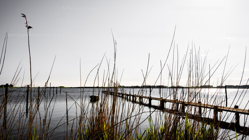 Boot am Steg | Boot am Steg - Realisiert mit Pictrs.com