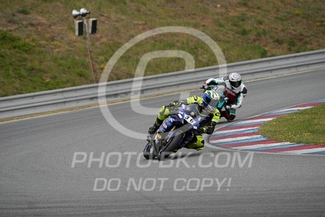 2024_05_05_PBK_33809 | Sportfotografie; SlowMotion; Video; Rennstrecke; Hafeneger; Speer; Racing; RSE; BMW; CBO; Trackday; Motorsportarena; Hockenheimring; Brno; Most; Barcelona; Valencia