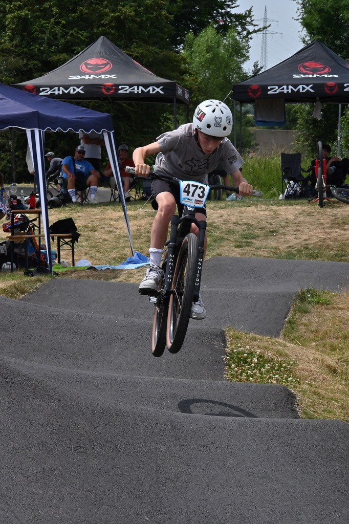 DSC_7225-cam-florian | German Pumptrack Series - Realisiert mit Pictrs.com