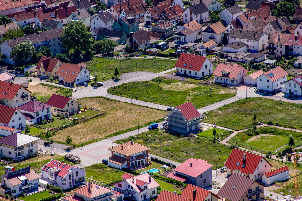 Luftbild: Am Höhenweg in Kandel im Bundesland Rheinland-Pfalz in Deutschland. Foto: IMG_18534.jpg vom 30.05.2009 durch Werner Riehm/FLY-FOTO.de