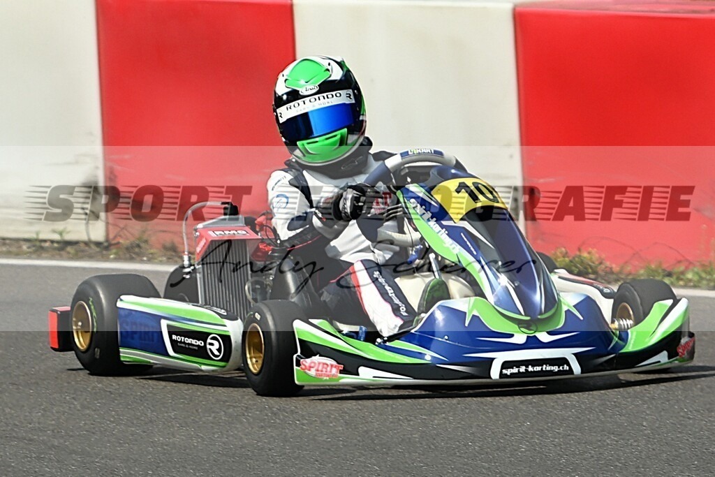 aDSC_9811 | Kaufen Sie Sportbilder im Onlineshop von Andy Scherrer Sportfotografie. Faszinierende Bilder von Sportevents aus der ganzen Schweiz. Fussball, Frauenfussball, Unihockey, Handball, Schwingen und weiteren Sportarten. - Realisiert mit Pictrs.com