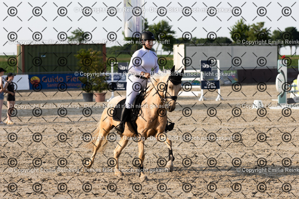 CL5A1482 | Emilia Reinking Fotografie - Realisiert mit Pictrs.com