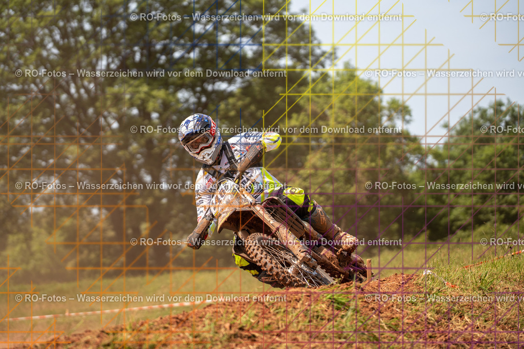 Wolfshausen 5 Lauf -294 | Sportfotografie von RO-Fotos: Motorsport, Motocross, Enduro, Laufveranstaltungen und Triathlon. Professionelle Fotos von Sportlern und Events. - Realisiert mit Pictrs.com