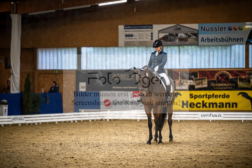 DOS_1108 | Entdecke hochwertige Reitturnierfotos von Foto Oger. Professionell, emotional und authentisch – jetzt Lieblingsmomente im Shop bestellen.Deutschlandweite Turnierfotografie. - Realisiert mit Pictrs.com