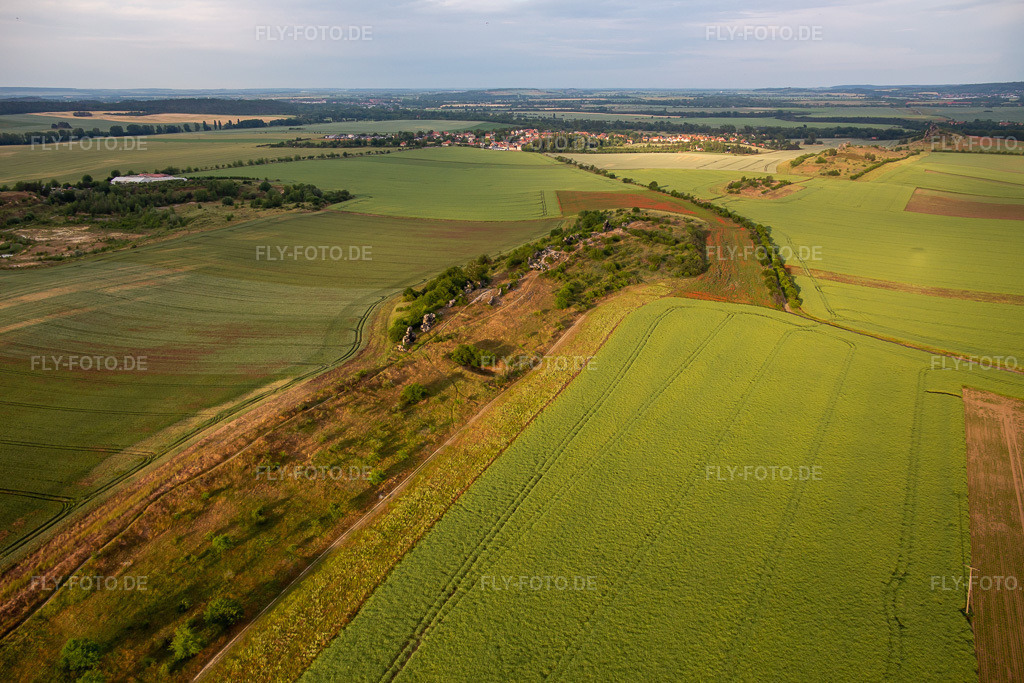 Luftbild: Warnstedter Teufelsmauer in Thale im Bundesland Sachsen-Anhalt in Deutschland. Foto: IMG_136437.jpg vom 16.06.2023 durch Werner Riehm/FLY-FOTO.de