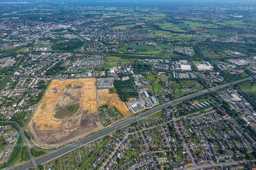 Recklinghausen220501445 | Luftbild der ehemaligen Trabrennbahn Recklinghausen mit angrenzender Blitzkuhlenstraße,  König-Ludwig, Recklinghausen, Ruhrgebiet, Nordrhein-Westfalen, Deutschland