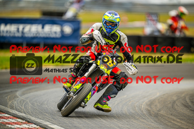 MaZZes_FotoMatrix_230701_4200 | S2