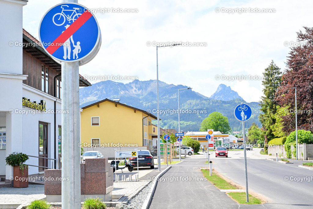 Scharnstein_ B120_ Zentrum_ 06.05.2024-14 | 06.05.2024, Scharnstein, AUT, B120, Bundesstrasse, im Bild Zentrum, Radweg