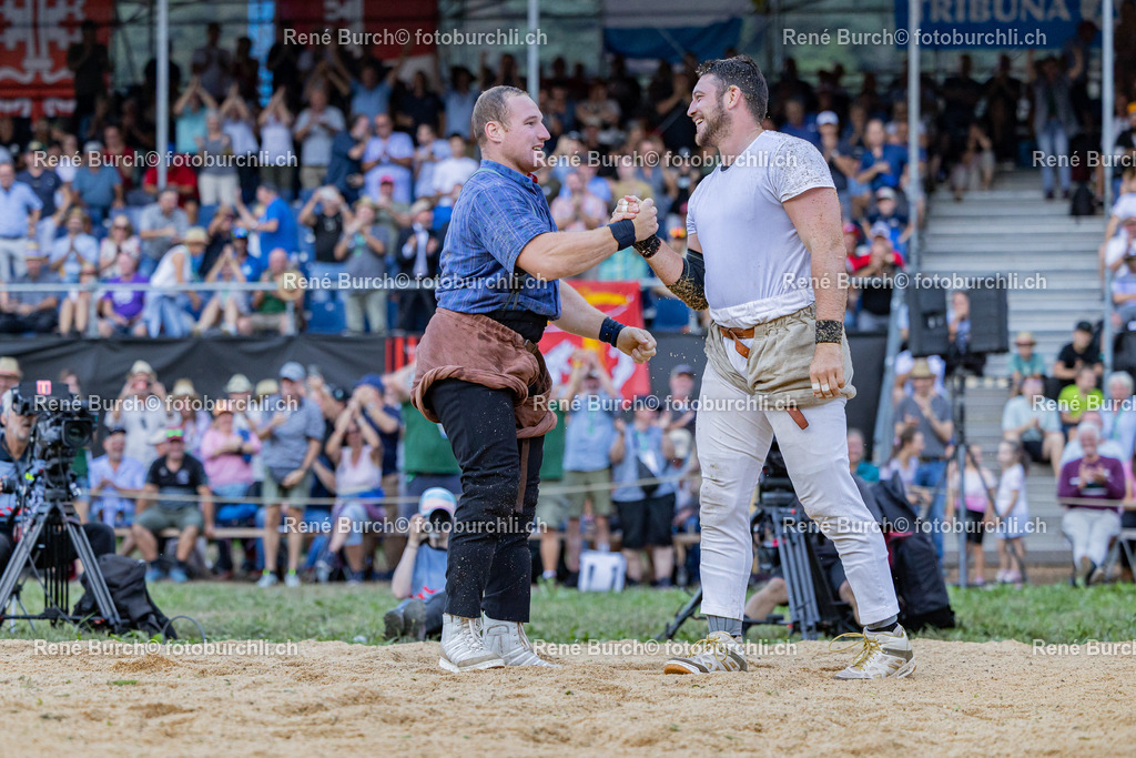Schlussgang Wicki Bieri 3 | René Burch leidenschaftlicher Fotograf aus Kerns in Obwalden.  Hier finden sie Sport, Landschaft und Natur Fotografie.
 - Realisiert mit Pictrs.com