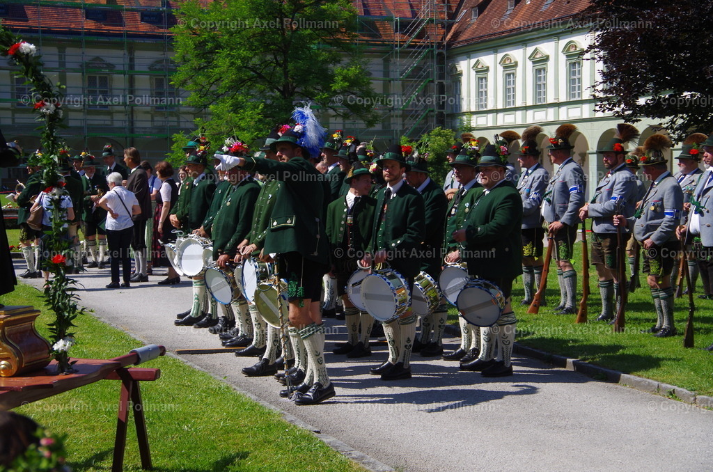 IMGP4675 | fotografiert von Axel PollmannLeonhardi Wallfahrt Benediktbeuern und Murnau, Fronleichnam, Fasching, Landschaft im Loisachtal und Benediktbeuern  - Realisiert mit Pictrs.com