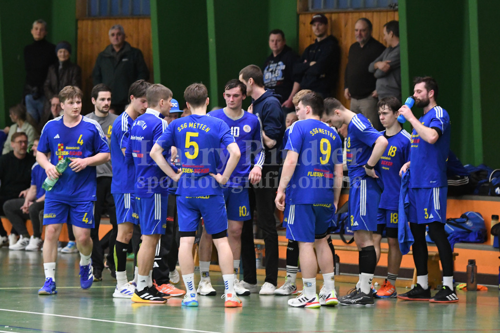 SSG Metten :  TG Landshut II  | traurige Gesichter  - Realisiert mit Pictrs.com