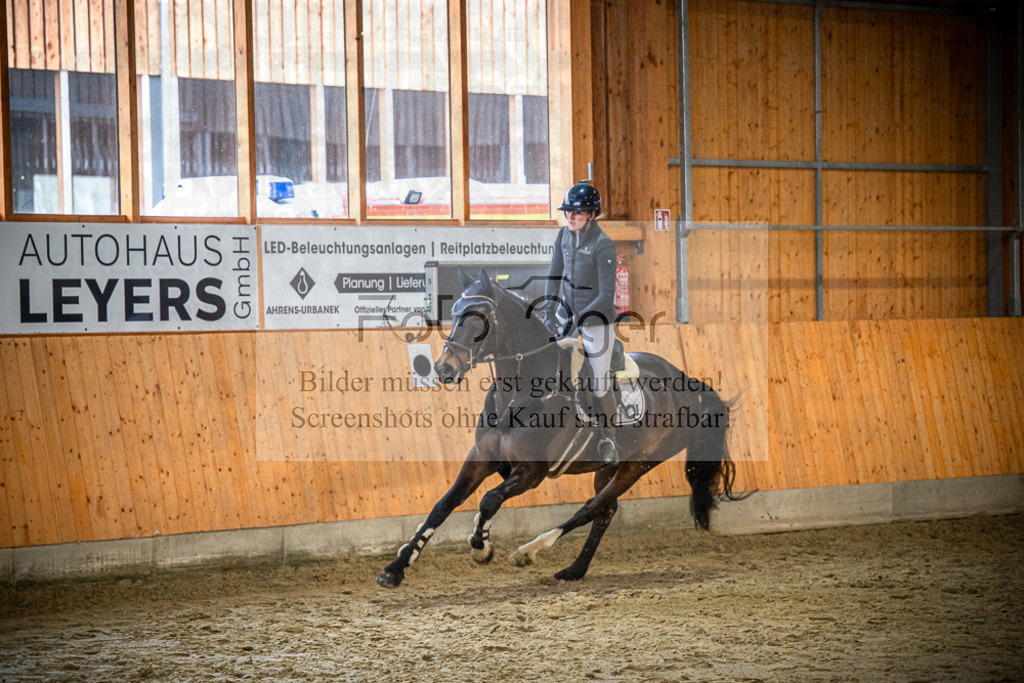 DOS_1264 | Entdecke hochwertige Reitturnierfotos von Foto Oger. Professionell, emotional und authentisch – jetzt Lieblingsmomente im Shop bestellen.Deutschlandweite Turnierfotografie. - Realisiert mit Pictrs.com