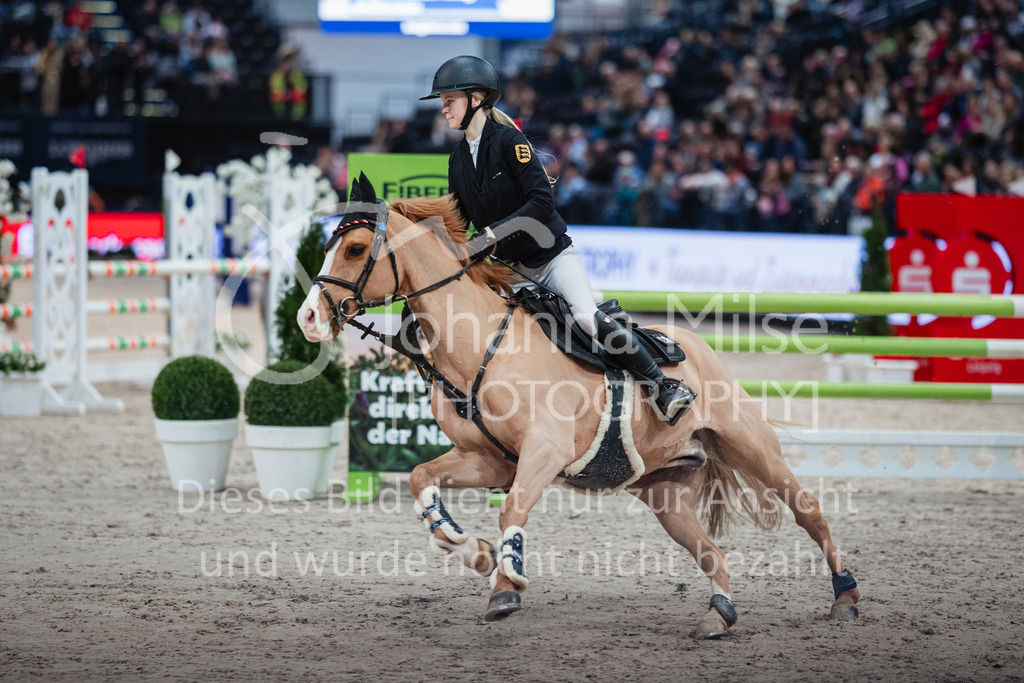 240119_Leipzig_PonyTrophy-597 | Deine schönsten Turniermomente als professionelle Fotos! Entdecke hochwertige Pferdesport-Fotografie im Online-Shop. Jetzt Fotos finden & bestellen!