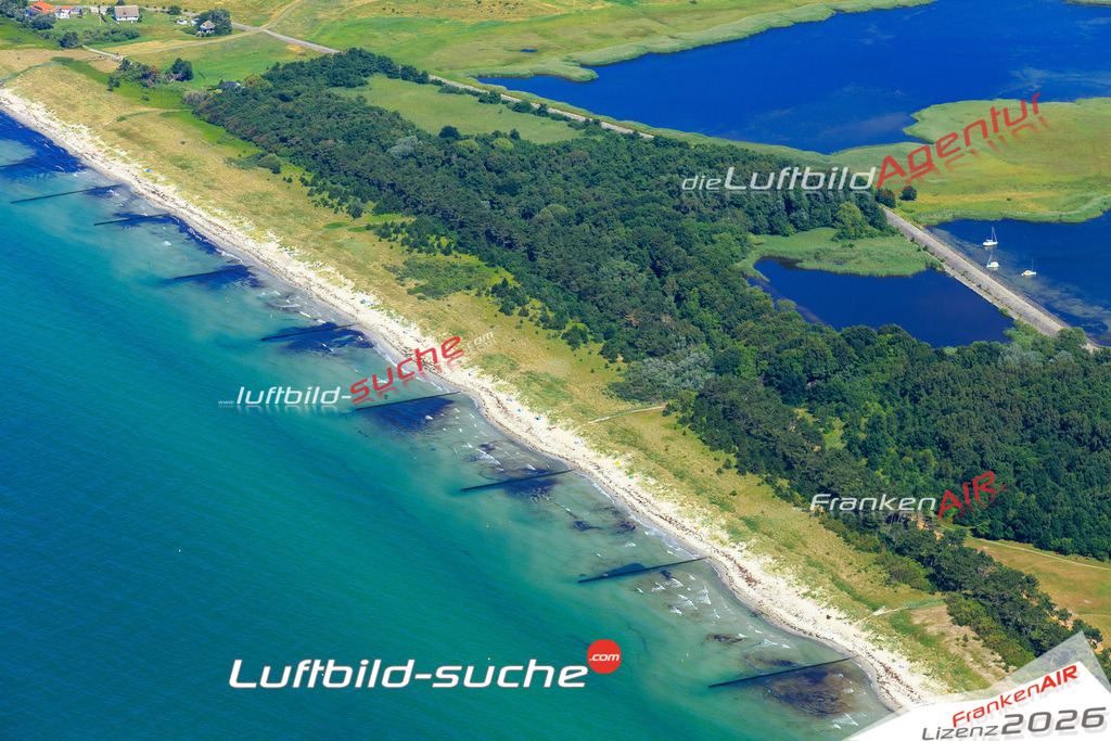 Die Luftaufnahme der Stadt Insel Hiddensee wurde vom UL-Flugzeug heraus erstellt ( keine Drohne )- hohe Auflösung für beste Qualität