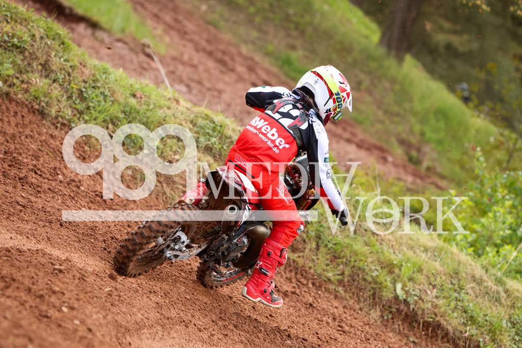 5E6A9990 | 989 MEDIAWORK