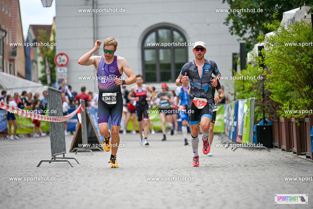 SZI_6212 | Stadttriathlon Erding 2025. #yourpictrs #sportshot_your_pictrs @Sportshotphotography #stadttriathlonerding Copyright: www.sportshot.de