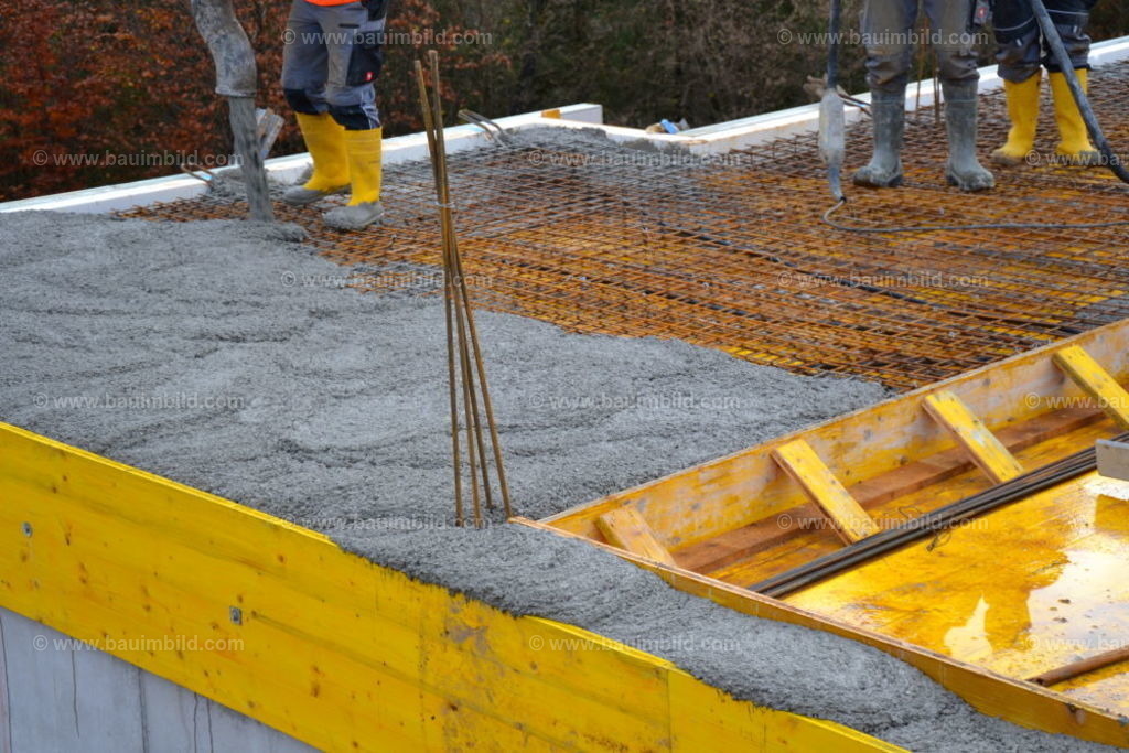 bib-lg04-betonarbeiten-decken-0671 | Nach LV-Leistungsgruppen sortierte Detailfotos über den Bau eines Hauses. Alle Hausbau-Bilder direkt vom Urheber und Autor der Website Haus-Selber-Bauen.com
