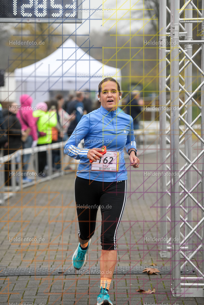 Neusser Erftlauf 2025  | 15km Neusser Erftlauf 2025 Foto: Heldenfoto.de