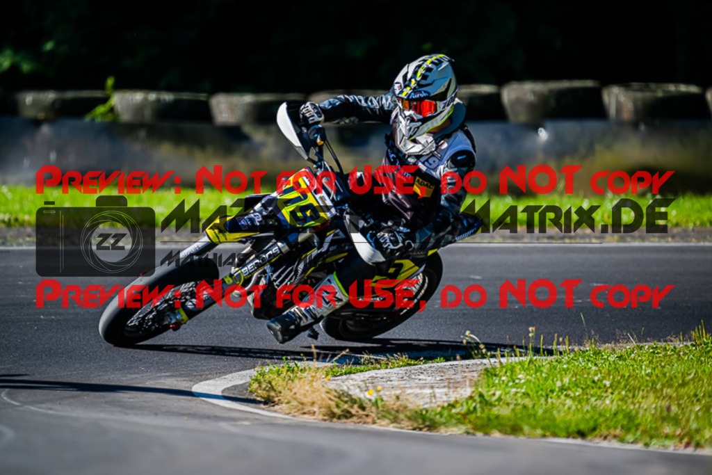 MaZZes_FotoMatrix_220703_6267 | S4