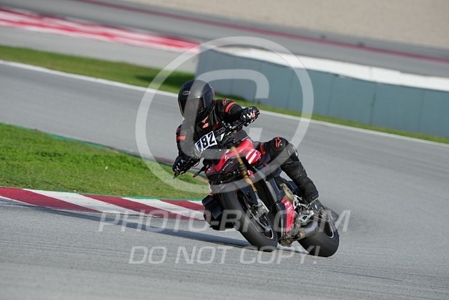 2024_10_27_PBK_31249 | Sportfotografie; SlowMotion; Video; Rennstrecke; Hafeneger; Speer; Racing; RSE; BMW; CBO; Trackday; Motorsportarena; Hockenheimring; Brno; Most; Barcelona; Valencia