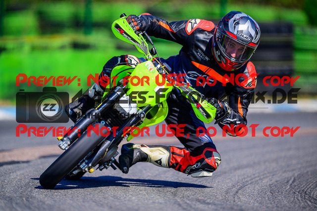 MaZZes_Fotomatrix_20250404_6007705_8782 | Fotograf Mathias Schmid
Sportfotograf,
Eventfotograf,
Hochzeitsfotograf,
Portraitfotograf