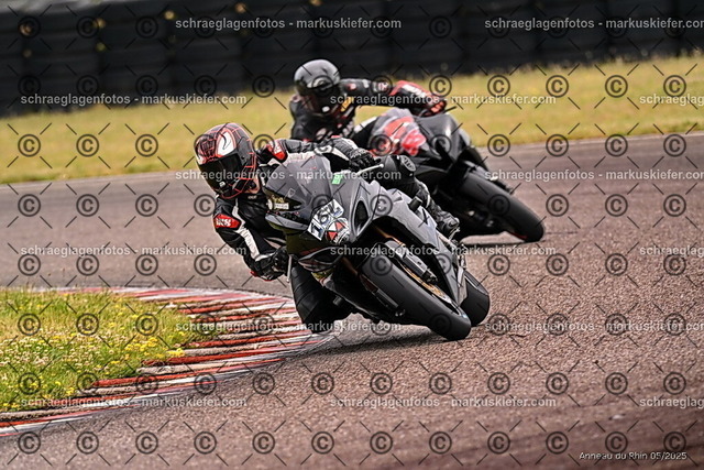 25bt02-0173 | markuskiefer.com - Realisiert mit Pictrs.com
