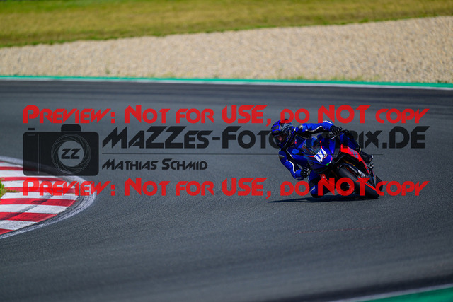 MaZZes_FotoMatrix_240725_6007705_6225 | BLAU