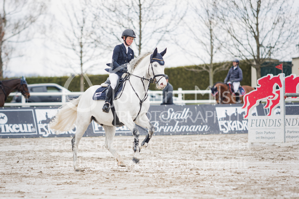 220402_HF-Laar_2PhM2-Spr-262 | SEASON OPENING 2022
Herford Laar
02.04.2022
07 Zwei-Phasen-Springprüfung Kl.M**