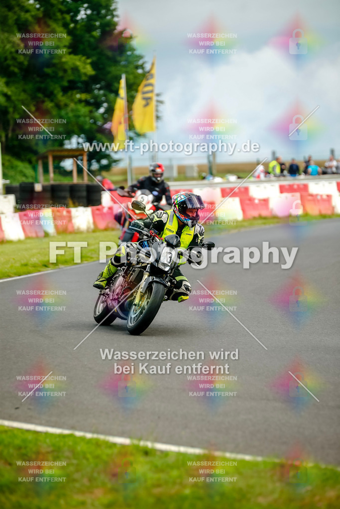 VBK-4416 | Hier findet Ihr Bilder von Touristenfahrten auf der Nürburgring Nordschleife oder von anderen Veranstaltungen die ich besucht habe. Viel Spass beim Durch Schauen 