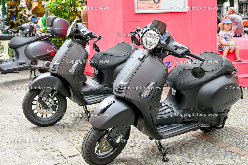 Vespatreffen 2024 Altstadt Linz_ 15.06.2024-30 | 15.06.2024, Linz, AUT, Altstadt Linz, im Bild Vespatreffen in der Altstadt Linz 2024©Harald Dostal / fodo.news