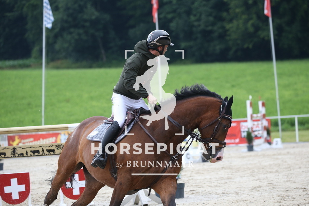 DL2Q2970 | Willkommen bei Brunnmayr - Design & Fotografie – Ihrem Spezialisten für Reitturniere und Pferdeveranstaltungen in Oberösterreich, Salzburg und Bayern! Seit über 17 Jahren sind wir leidenschaftlich dabei.