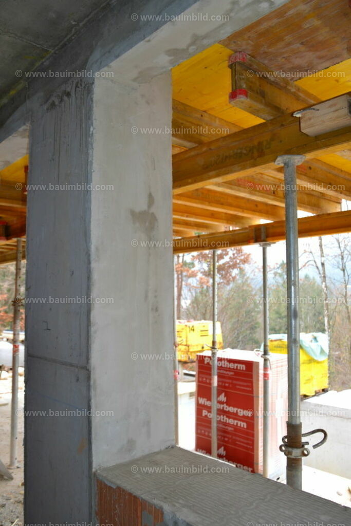 bib-lg07-mauerarbeiten-0180 | Nach LV-Leistungsgruppen sortierte Detailfotos über den Bau eines Hauses. Alle Hausbau-Bilder direkt vom Urheber und Autor der Website Haus-Selber-Bauen.com