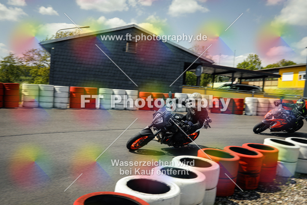 OBK_Mai_Volker_Adam-10902 | Hier findet Ihr Bilder von Touristenfahrten auf der Nürburgring Nordschleife oder von anderen Veranstaltungen die ich besucht habe. Viel Spass beim Durch Schauen 